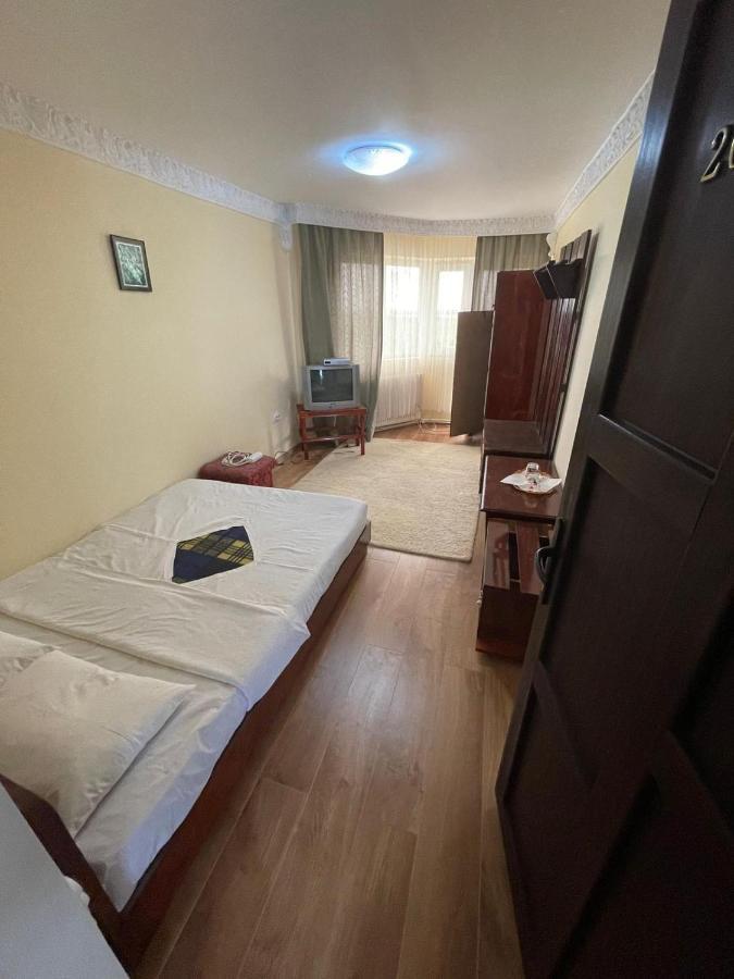 Motel Orion Obrejita Екстериор снимка