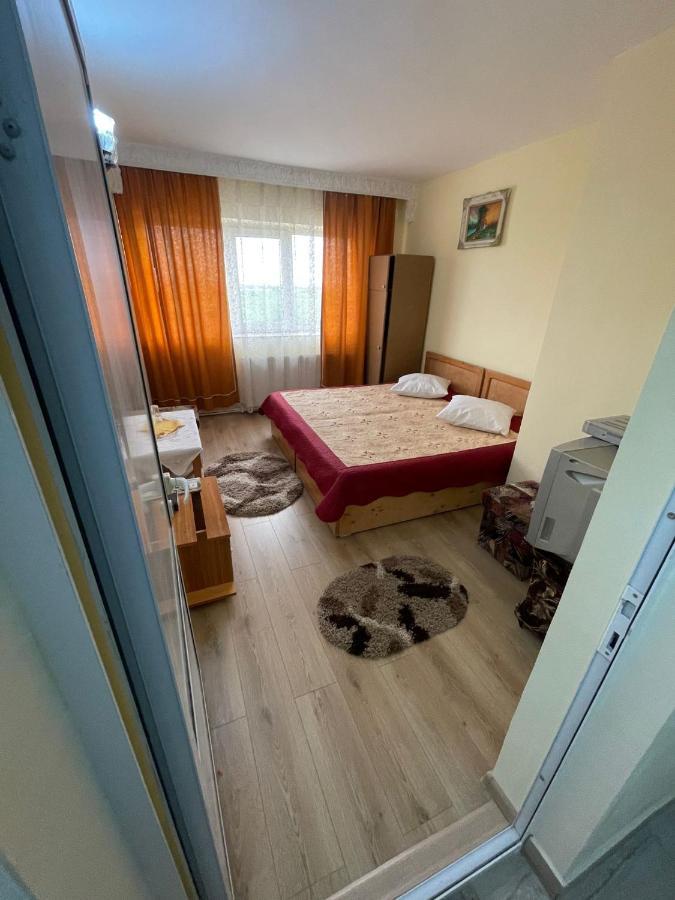 Motel Orion Obrejita Екстериор снимка