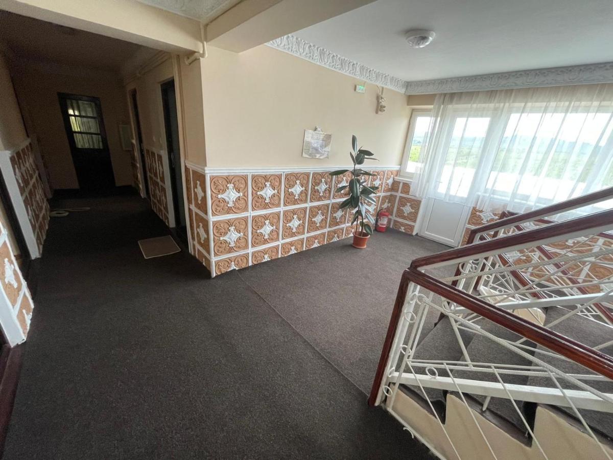 Motel Orion Obrejita Екстериор снимка