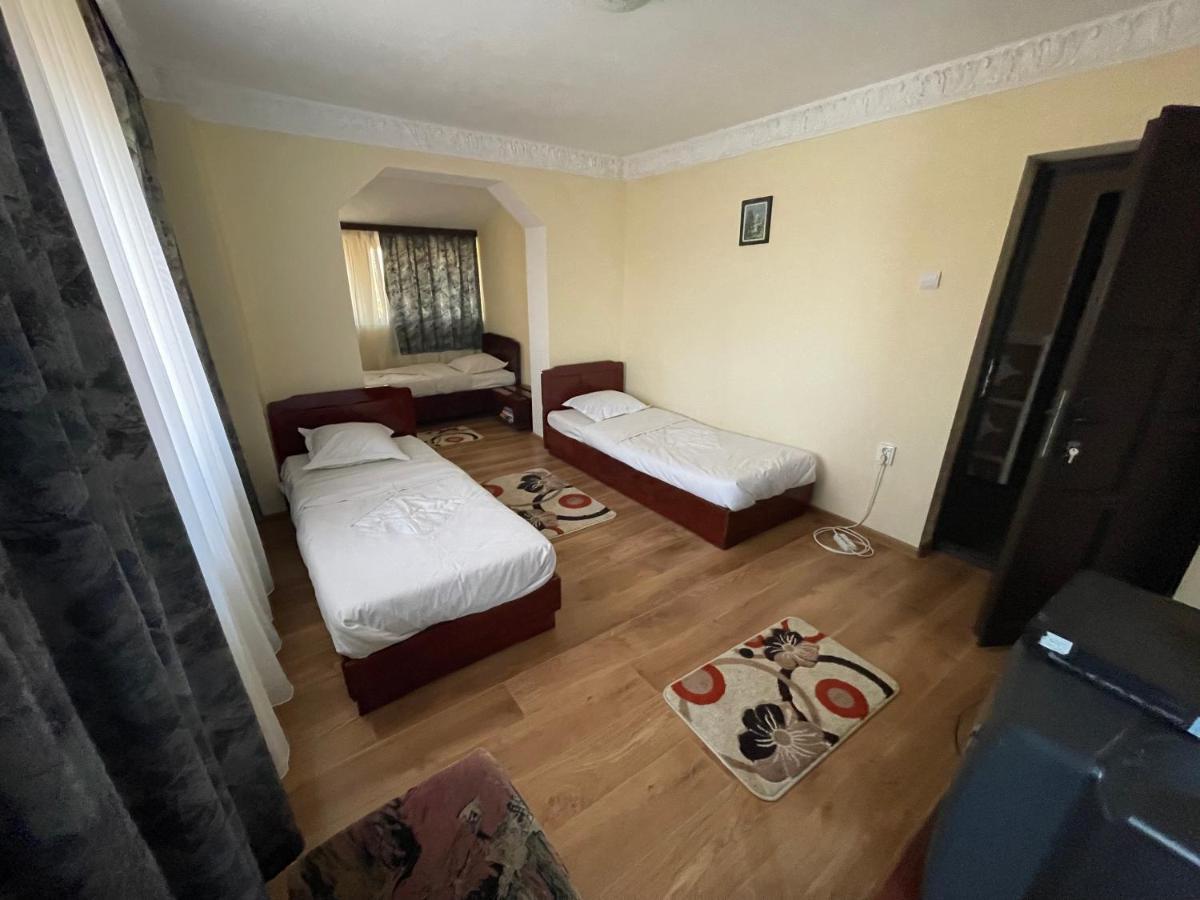 Motel Orion Obrejita Екстериор снимка