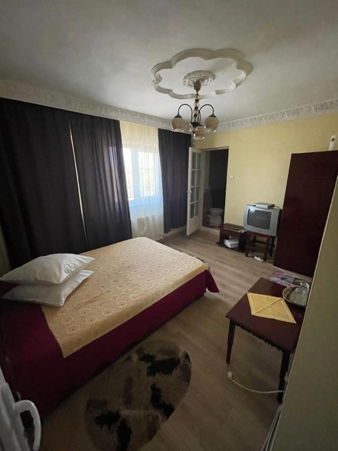 Motel Orion Obrejita Екстериор снимка