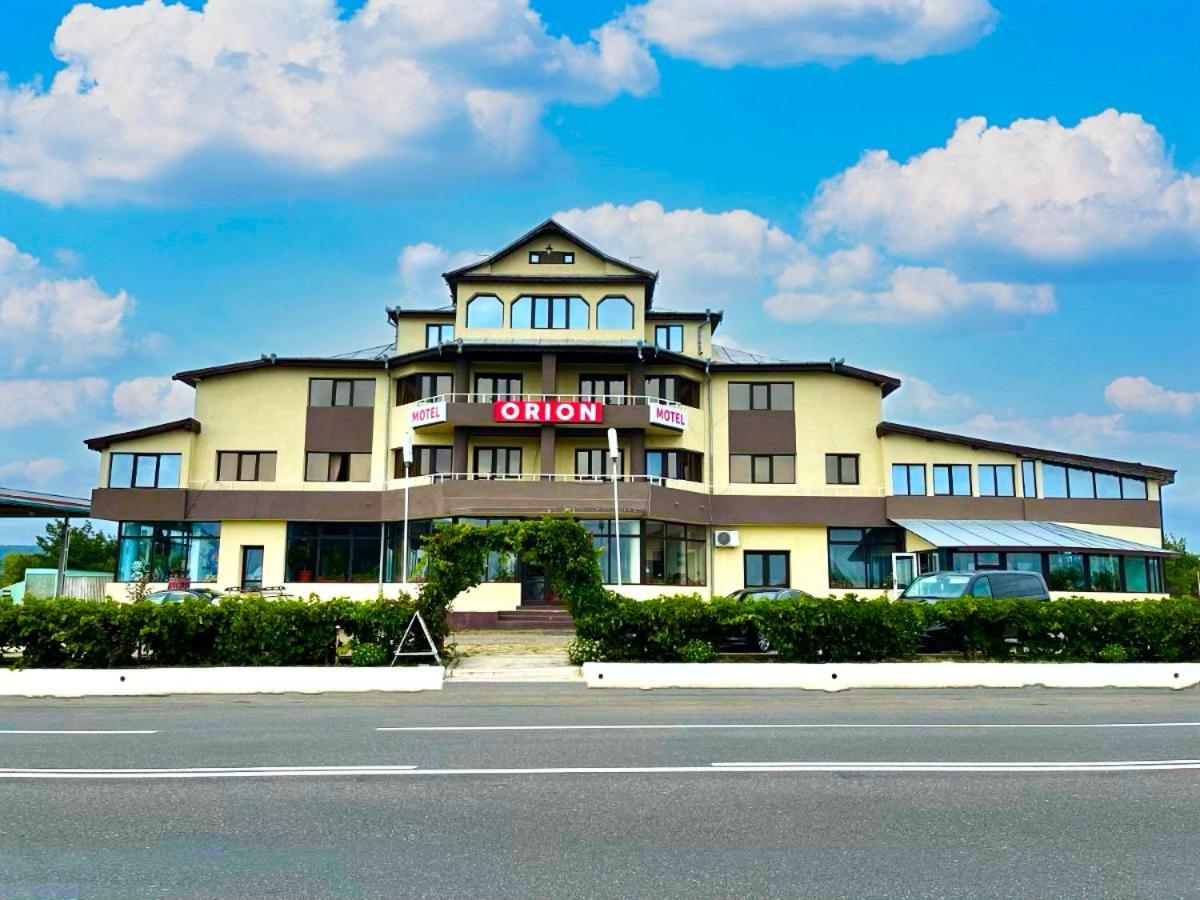 Motel Orion Obrejita Екстериор снимка