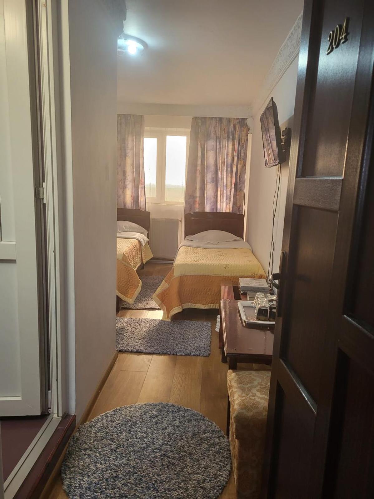 Motel Orion Obrejita Екстериор снимка